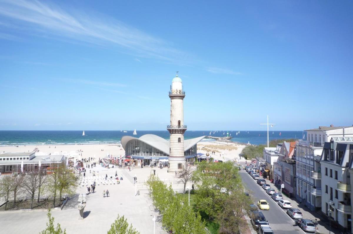 Berringer, Seestern, Direkt An Der Promenade Rostock Exterior foto